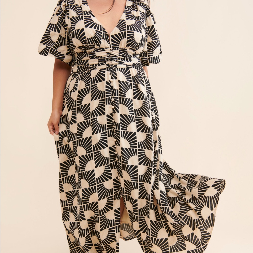 V-Neck Puff-Sleeve Midi Dress (LP)